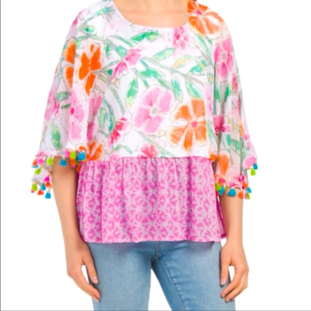 Cupio White Floral Flowy Blouse